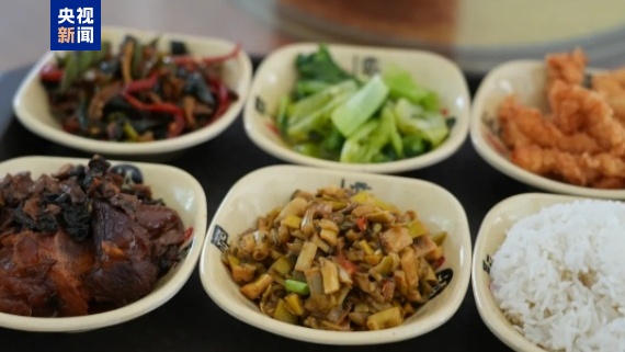 大圣策略 “宠客”模式开启！“五一”假期旅游第一餐，直奔政府食堂